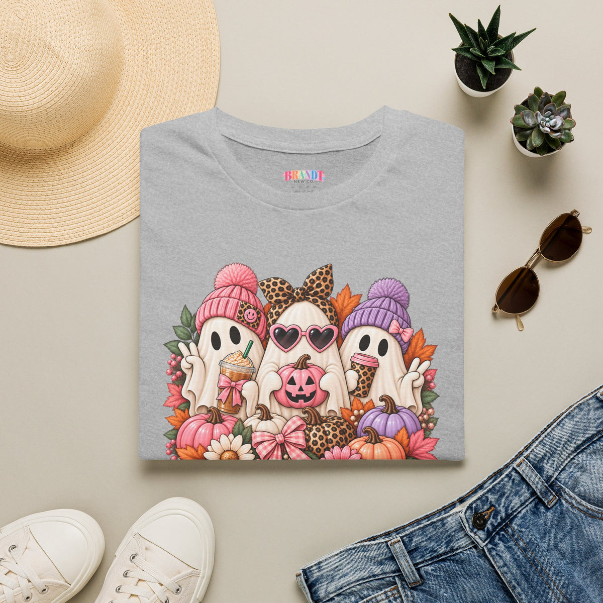 Cute Halloween Ghosts T-Shirt - Fall Pumpkin & Leaves Spooky Cozy Tee