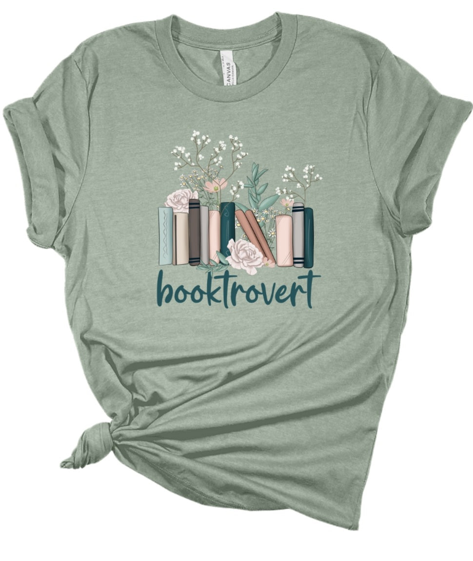 Booktrovert Tee