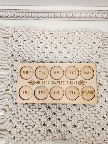 Outdoor Scavenger Hunt Tray